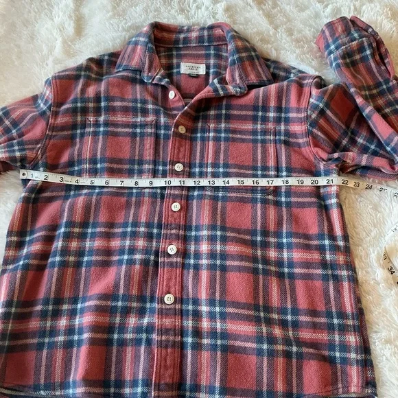 American Eagle | Pink and Blue Plaid Flannel size Medium - Picture 10 of 12